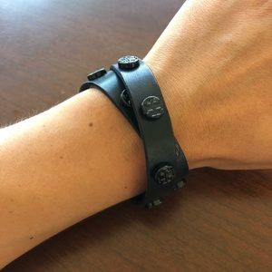 Tory Burch Black/Black Logo Double Wrap Bracelet